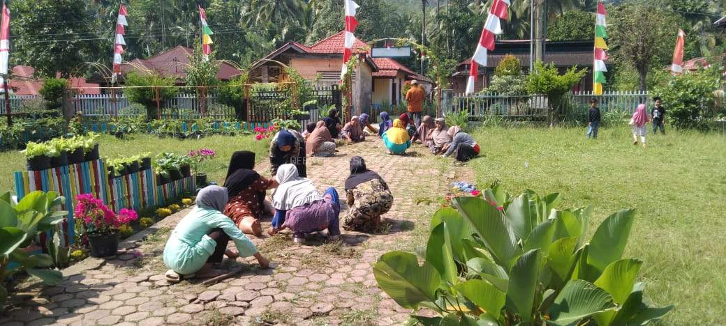PERSIAPAN PELAKSANAAN EVALUASI DESA BINAAN MAGA DOLOK KATEGORI AKU HATINYA PKK